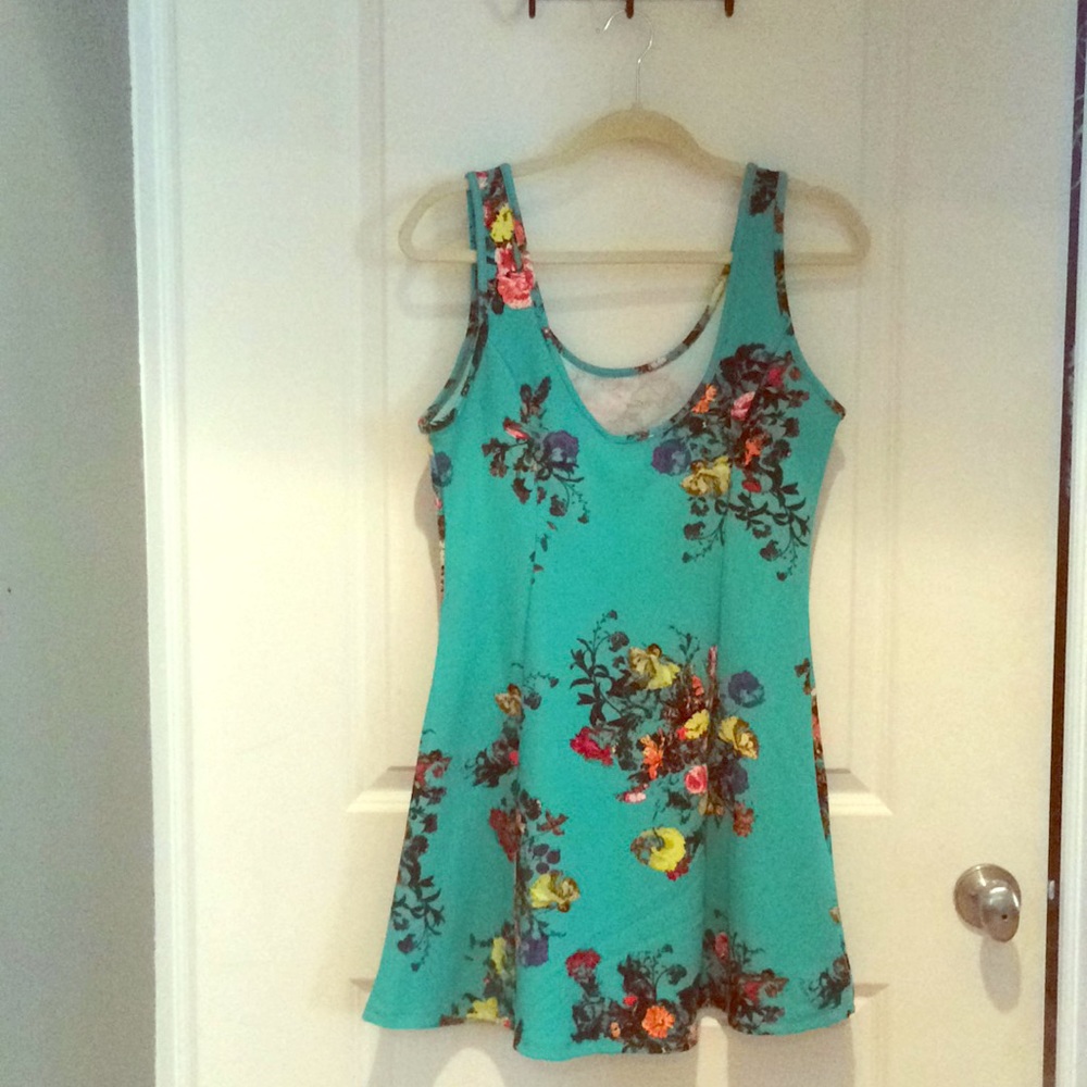 Mini dress, perfect for summer.